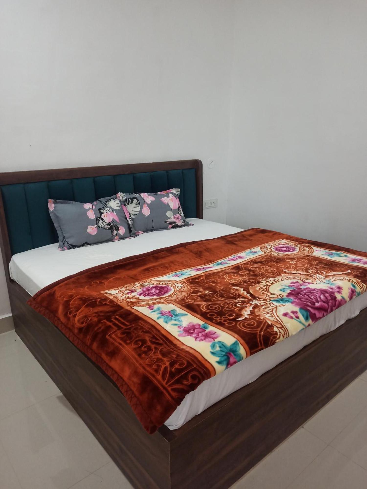Abhiram Homestay Khajurāho Exteriör bild