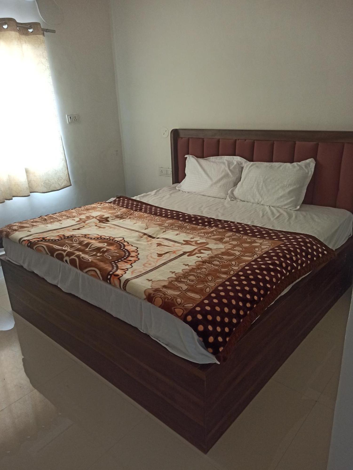 Abhiram Homestay Khajurāho Exteriör bild